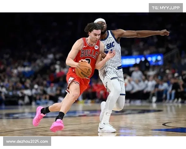 魔术主场对阵公牛，班凯罗与德罗赞锋线对决